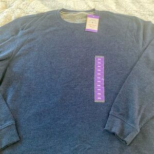 NWT Men’s long sleeve thermal shirt. 
Ultra soft Authentic blue thermal.…
